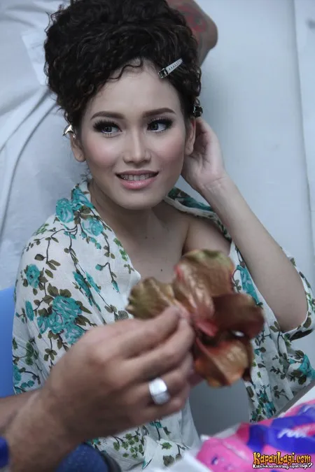 Foto Ayu Ting Ting