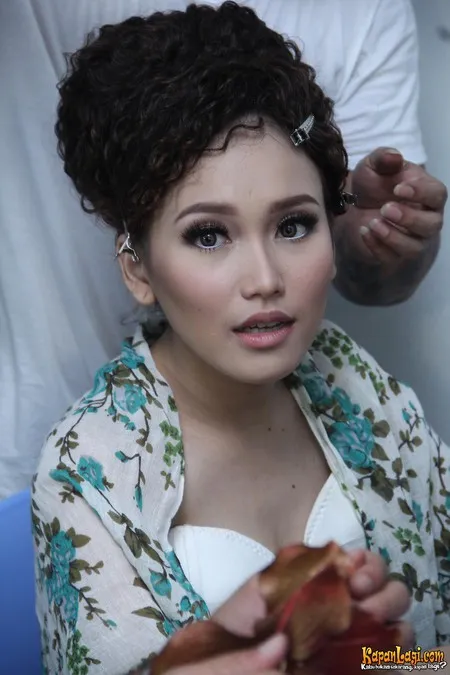 Foto Ayu Ting Ting