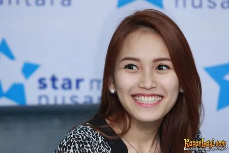 Foto Ayu Ting Ting