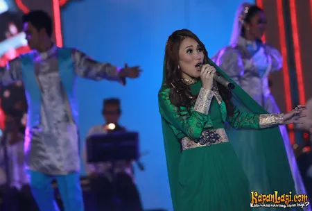 Foto Ayu Ting Ting