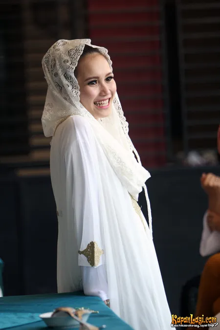 Foto Ayu Ting Ting