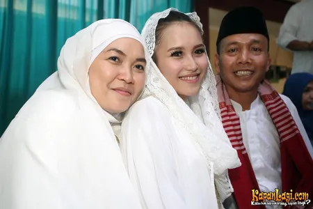 Foto Ayu Ting Ting