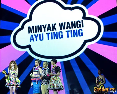 Foto Ayu Ting Ting