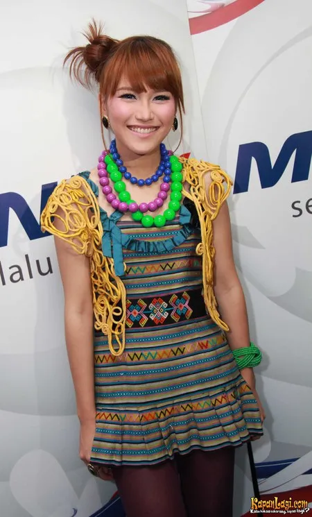 Foto Ayu Ting Ting