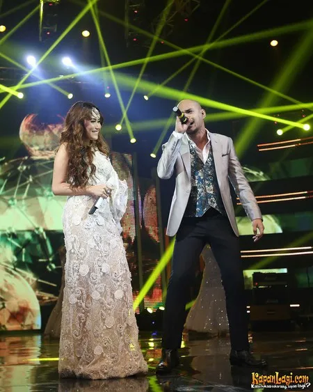 Foto Ayu Ting Ting