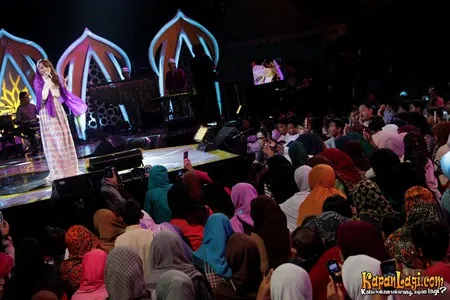 Foto Ayu Ting Ting