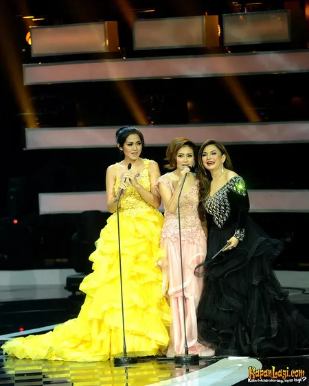 Foto Ayu Ting Ting