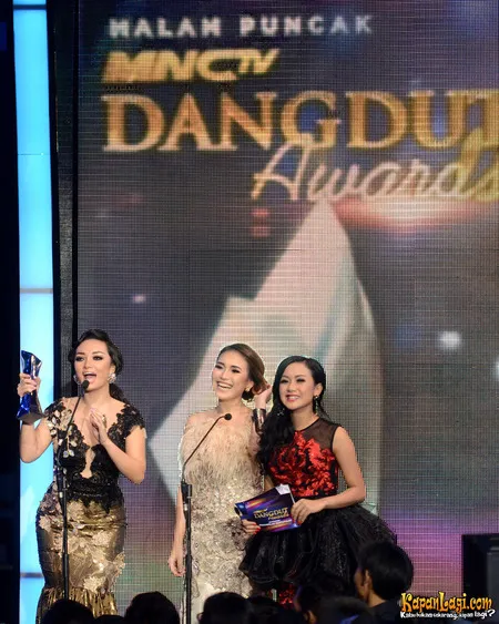 Foto Ayu Ting Ting