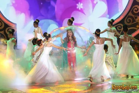 Foto Ayu Ting Ting