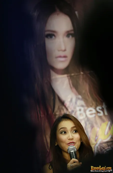 Foto Ayu Ting Ting