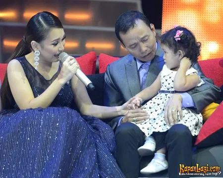 Foto Ayu Ting Ting
