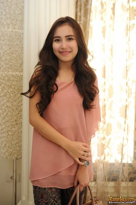 Foto Ayu Ting Ting