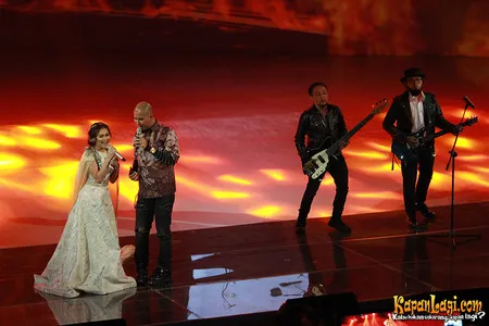 Foto Ayu Ting Ting
