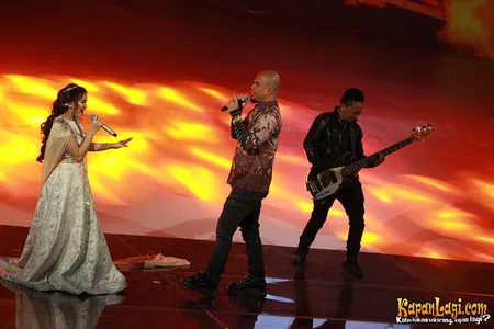 Foto Ayu Ting Ting