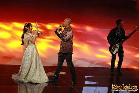 Foto Ayu Ting Ting