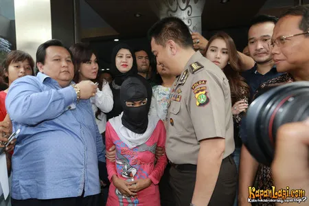 Foto Ayu Ting Ting