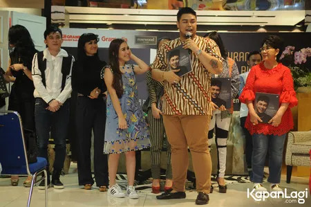 Foto Ayu Ting Ting