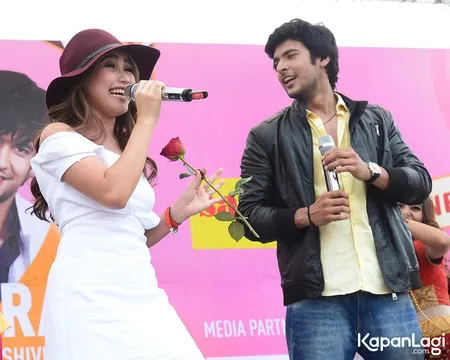 Foto Ayu Ting Ting