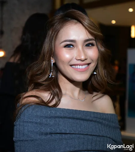 Foto Ayu Ting Ting