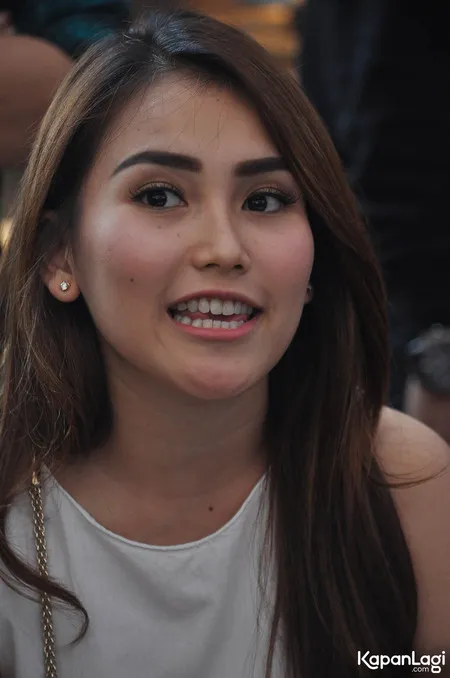Foto Ayu Ting Ting