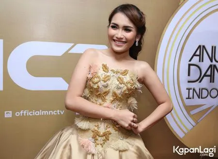 Foto Ayu Ting Ting