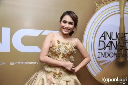 Foto Ayu Ting Ting