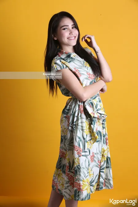 Foto Ayu Ting Ting. Nomor Foto: 2679