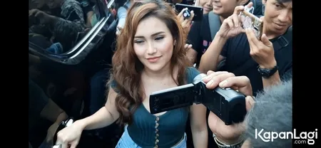 Foto Ayu Ting Ting