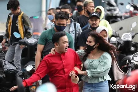 Foto Ayu Ting Ting