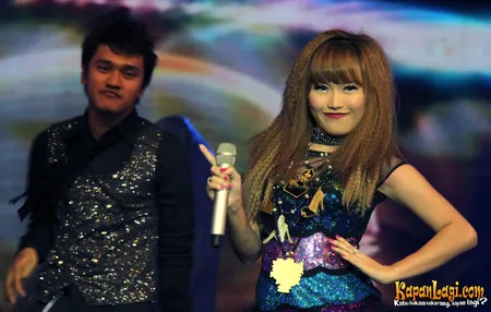 Foto Ayu Ting Ting