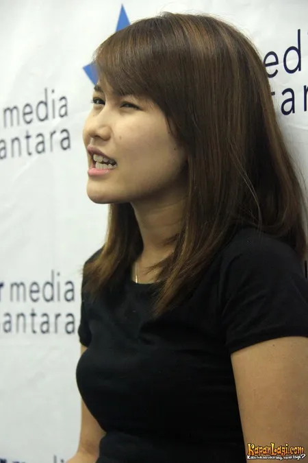 Foto Ayu Ting Ting