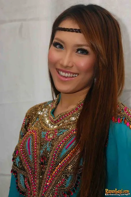 Foto Ayu Ting Ting. Nomor Foto: 790