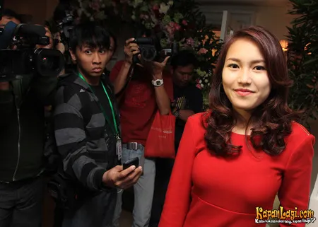 Foto Ayu Ting Ting