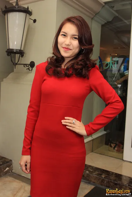 Foto Ayu Ting Ting