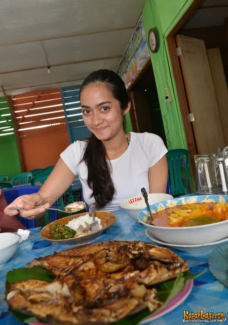 Foto Ayudia Bing Slamet