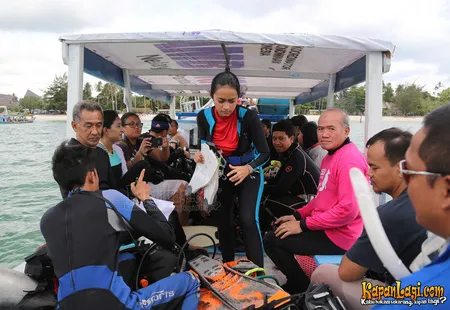 Foto Ayudia Bing Slamet