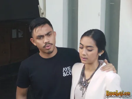 Foto Ayudia Bing Slamet