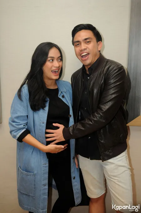 Foto Ayudia Bing Slamet