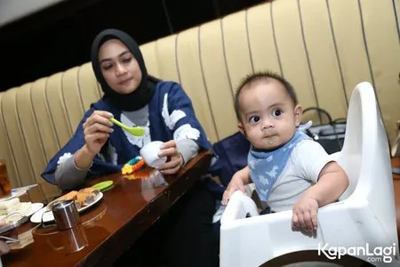 Foto Ayudia Bing Slamet