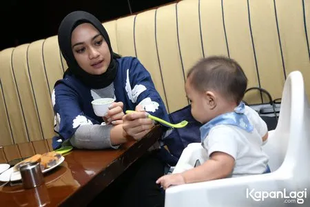 Foto Ayudia Bing Slamet