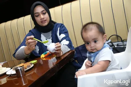 Foto Ayudia Bing Slamet