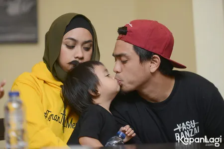 Foto Ayudia Bing Slamet