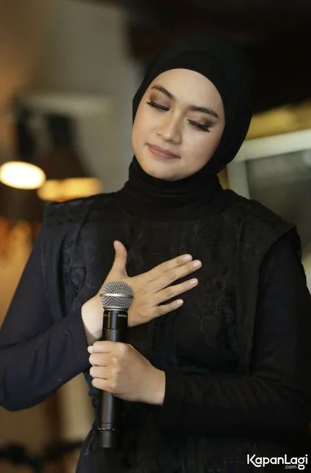 Foto Ayudia Bing Slamet