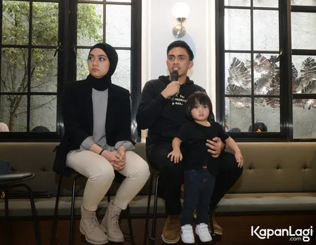 Foto Ayudia Bing Slamet