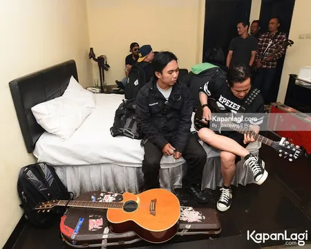 Foto Azis Jamrud