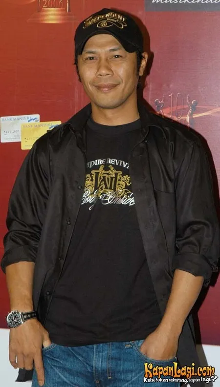 Foto Azis Jamrud