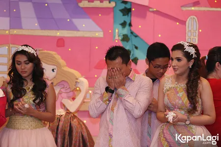 Foto Azriel  Hermansyah