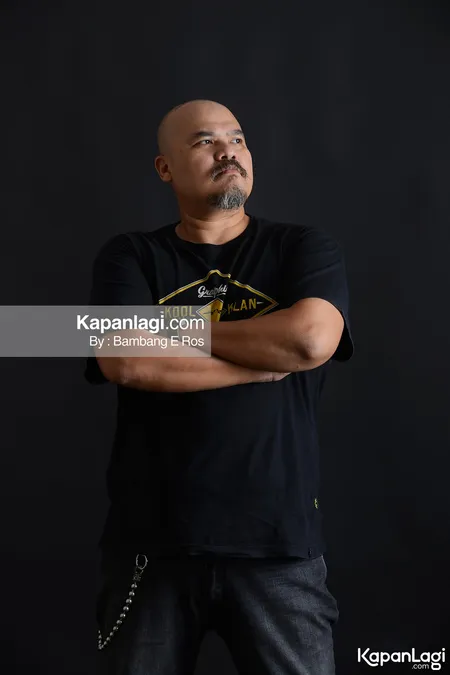 Foto Bagus Netral