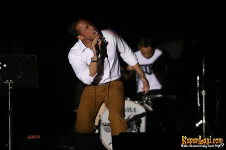 Foto Bara Tampubolon