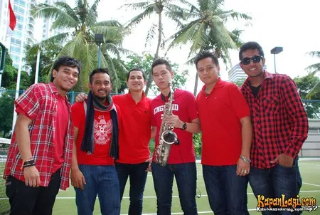 Foto Barry Likumahuwa Project